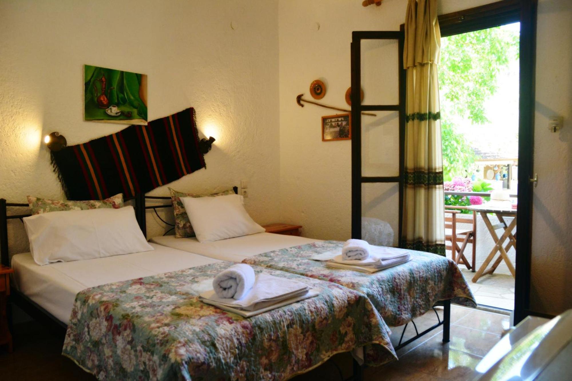 Spiros Rooms Panormos  Dış mekan fotoğraf
